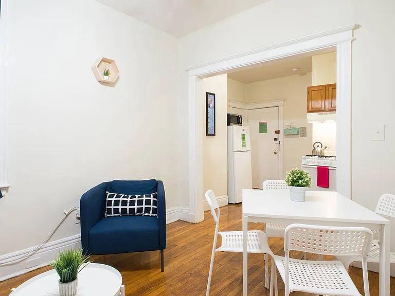 58 Queensberry St #3 — Photo 15