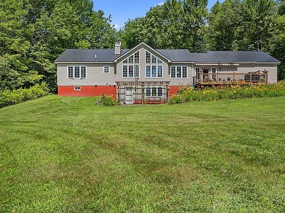 4th image of 78 Ingerson Road