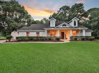 730 Perla Rd, Pasadena, TX 77502