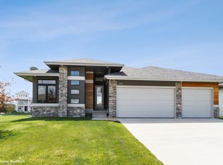 3115 NE 17th St, Ankeny, IA 50021