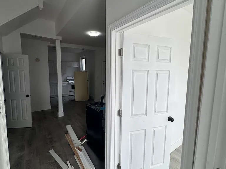 1689 Putnam Ave #3 — Photo 4