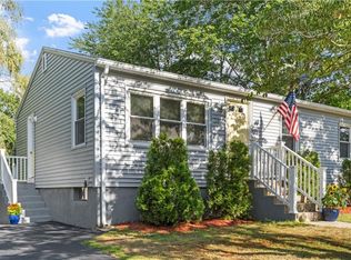 25 Douglas Cir, Smithfield, RI 02828