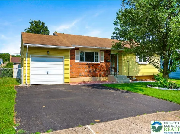 1916 Stonington Rd, Bethlehem, PA 18018