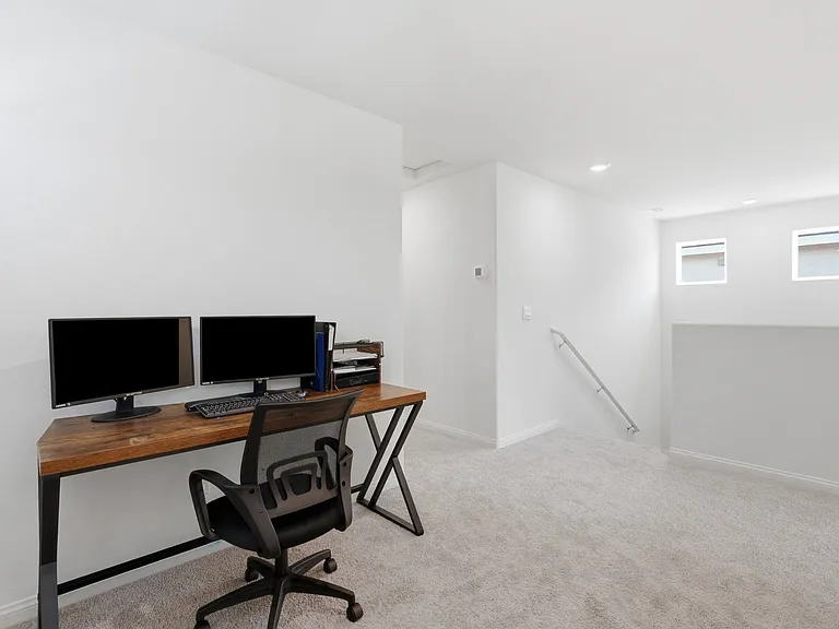 1502 Brianna Falls Dr — Photo 25