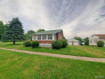 703 N 3rd St, La Grange, MO, 63448