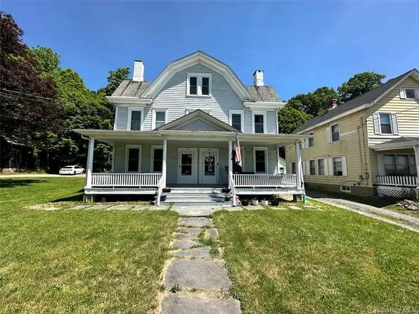 82 State St, Otisville, NY 10963