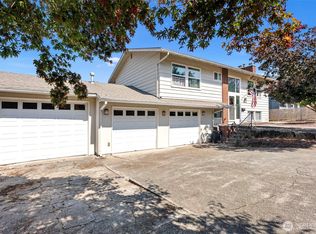 1312 E Hope St, Bremerton, WA 98310