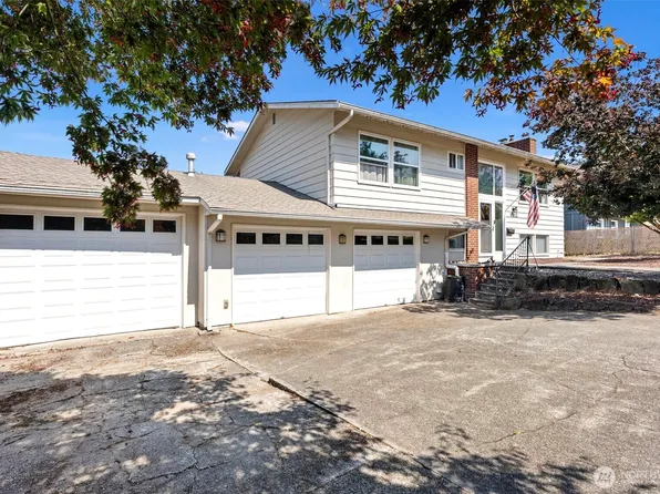 1312 E Hope Street, Bremerton, WA 98310