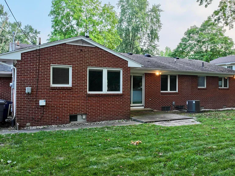 4110 Briarcrest Rd — Photo 8