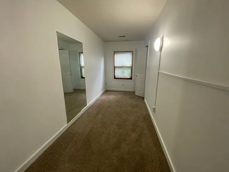 1310 N Maple St #3 — Photo 6