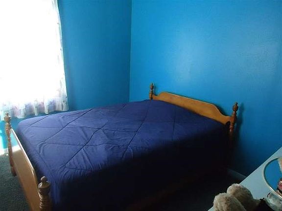 5th image of 2029 Hubbard St