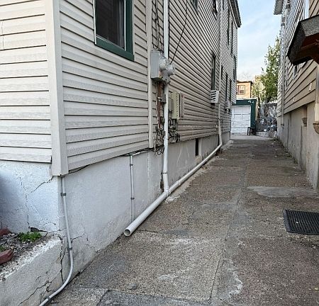 4th image of 17 Quinn St