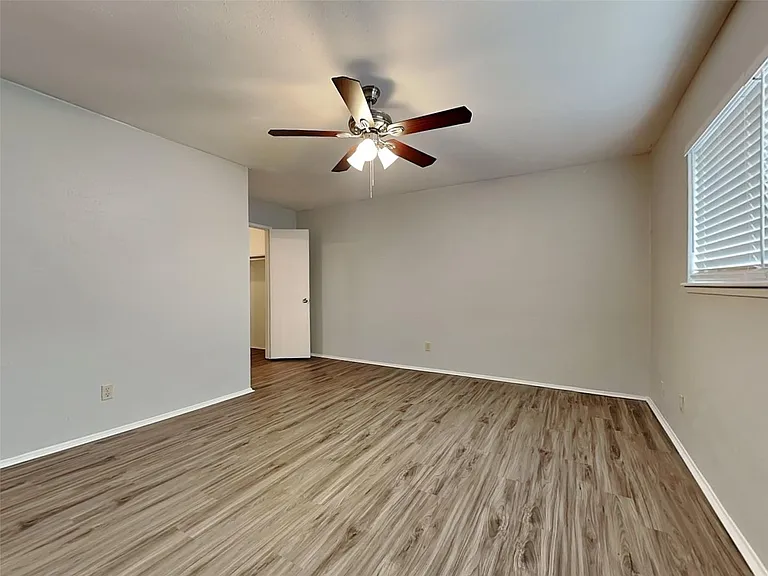 3326 Janwood Ln — Photo 12