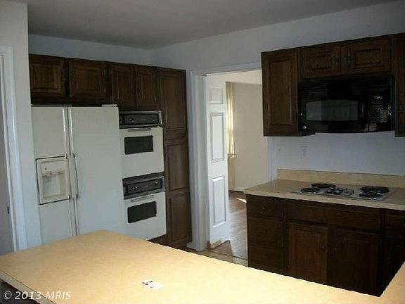 3rd image of 6265 Whispering Ln
