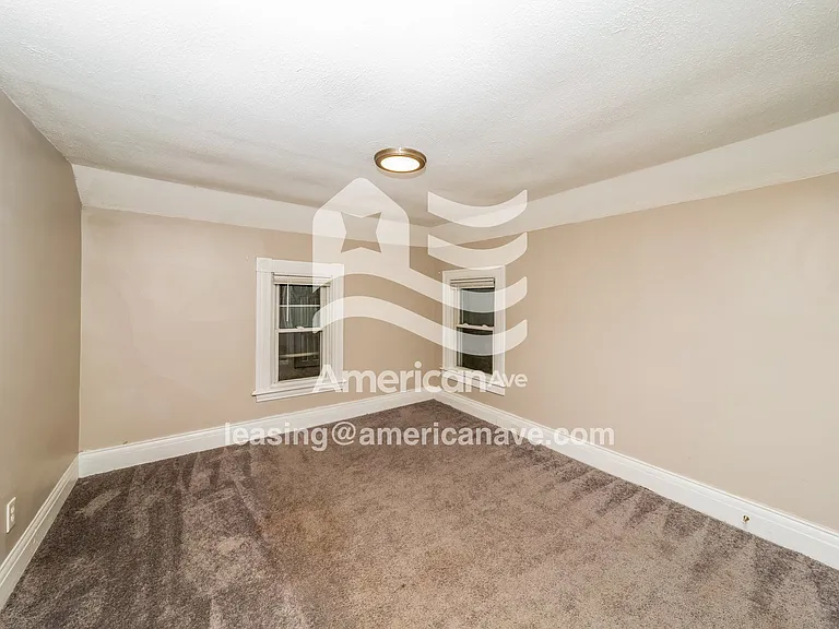 792479_014_bedroom_14183145.jpg