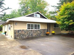 17584 Painter Loop Rd NE, Hubbard, OR 97032