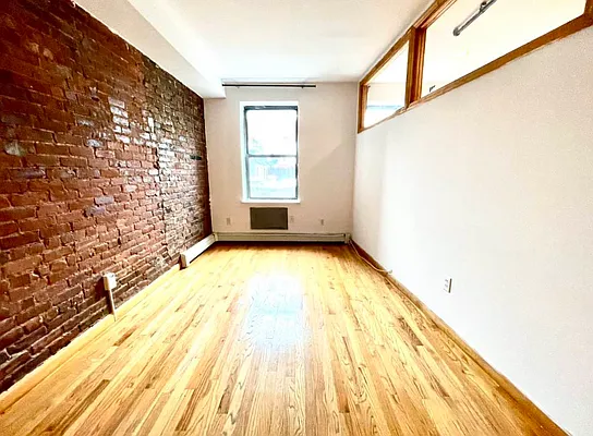 Rented by Metropolitan Property Group | media 19