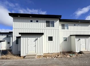 280 Sawmill Rd UNIT B, Alpine, WY 83128