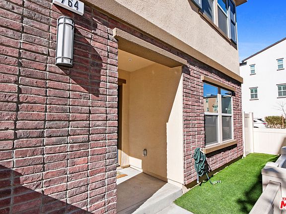 4th image of 764 Daniel Freeman Cir