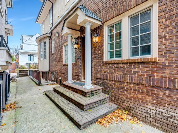 850 East 23rd Street image 45 of 47