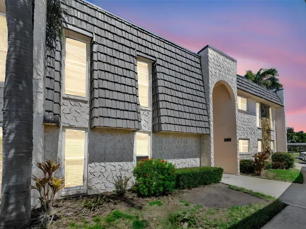 219 Elmwood Cir #219, Seminole, FL 33777