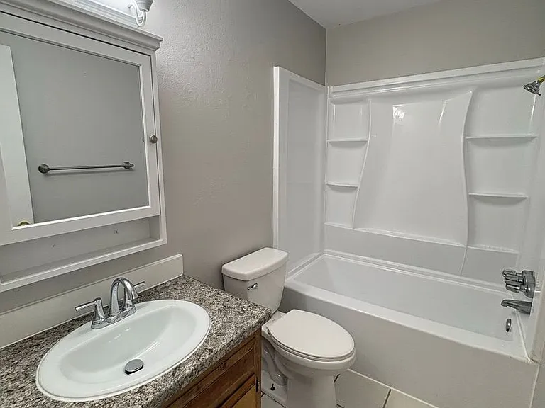 M12- 2816 N. Halfmoon Dr. — Photo 7