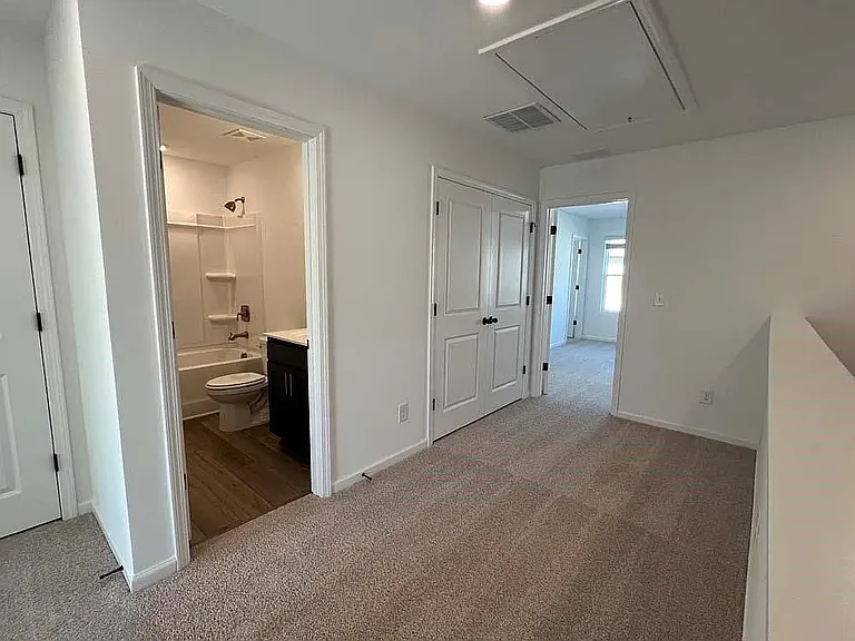 6106 Vaughnmere Way — Photo 10