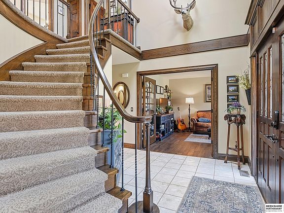 4th image of 13619 Parker Cir