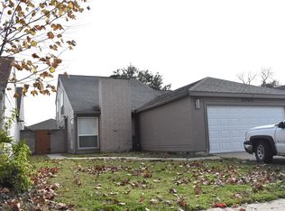 8903 Kalewood Dr, Houston, TX 77099