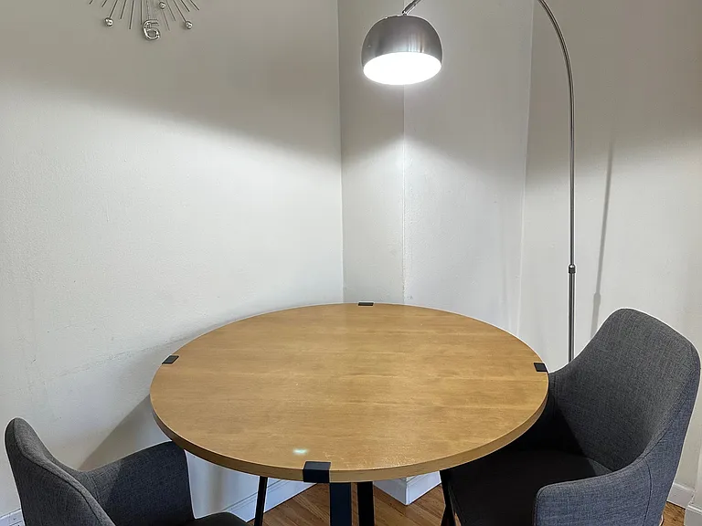327 E 14th St #2A — Photo 5