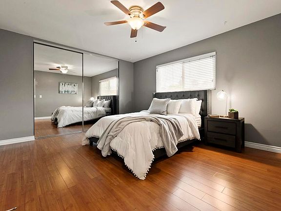 2nd image of 9528 Carroll Canyon Rd APT 223