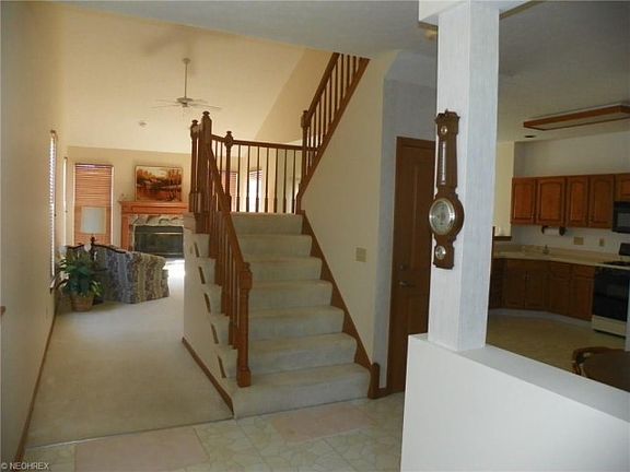 2nd image of 9763 Sugarbush Cir