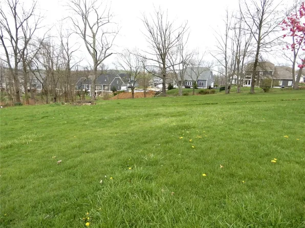 531 Bower Hill Rd, Venetia, PA 15367