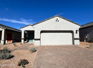 10431 W Guildford Ln, Marana, AZ 85653