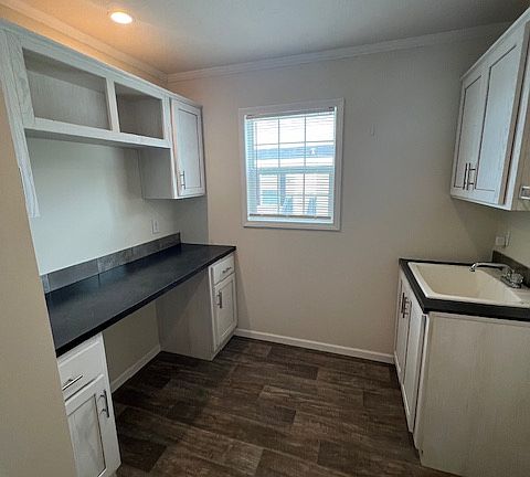 4th image of 1862 Forestview Dr #317