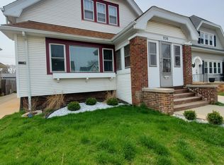 936 Westlawn Ave UNIT A, Racine, WI 53405