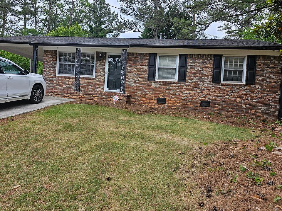 1st image of 2746 Carolyn Dr SE