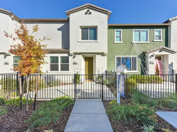 3011 Mesmerizing Walk, Sacramento, CA 95835