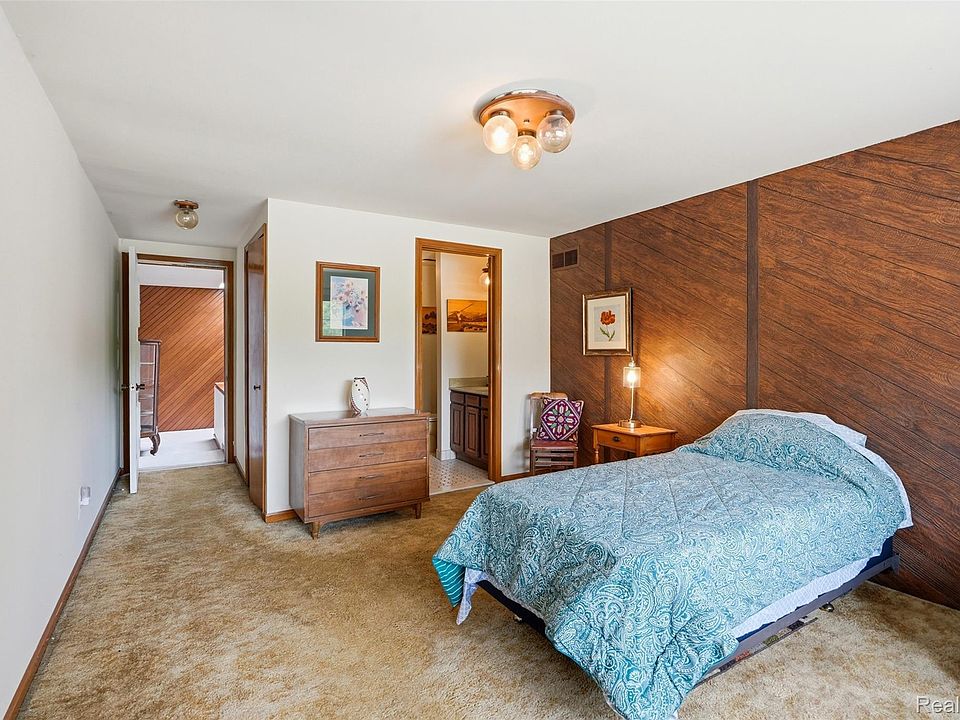 11034 Grand River Rd, photo 23
