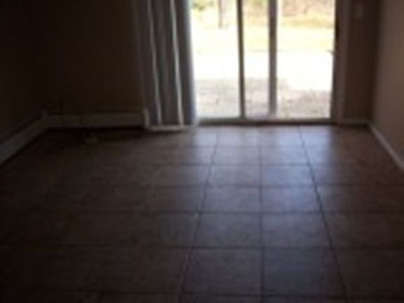 4th image of 465 Laughbaum Dr