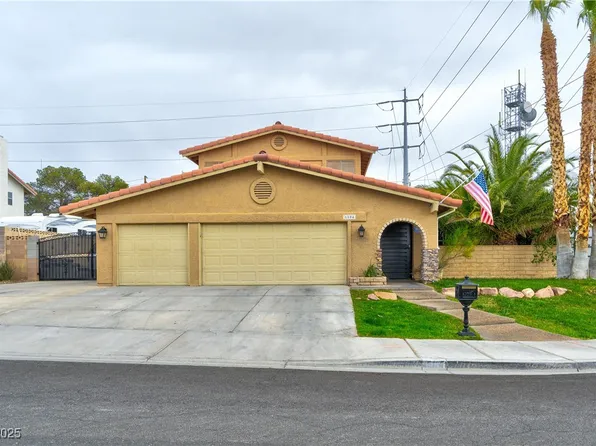8504 Soneto Ln, Las Vegas, NV 89117