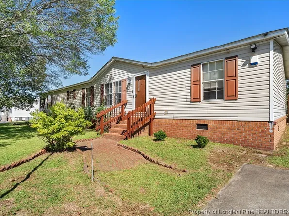 4639 Desert Ridge Rd, Parkton, NC 28371