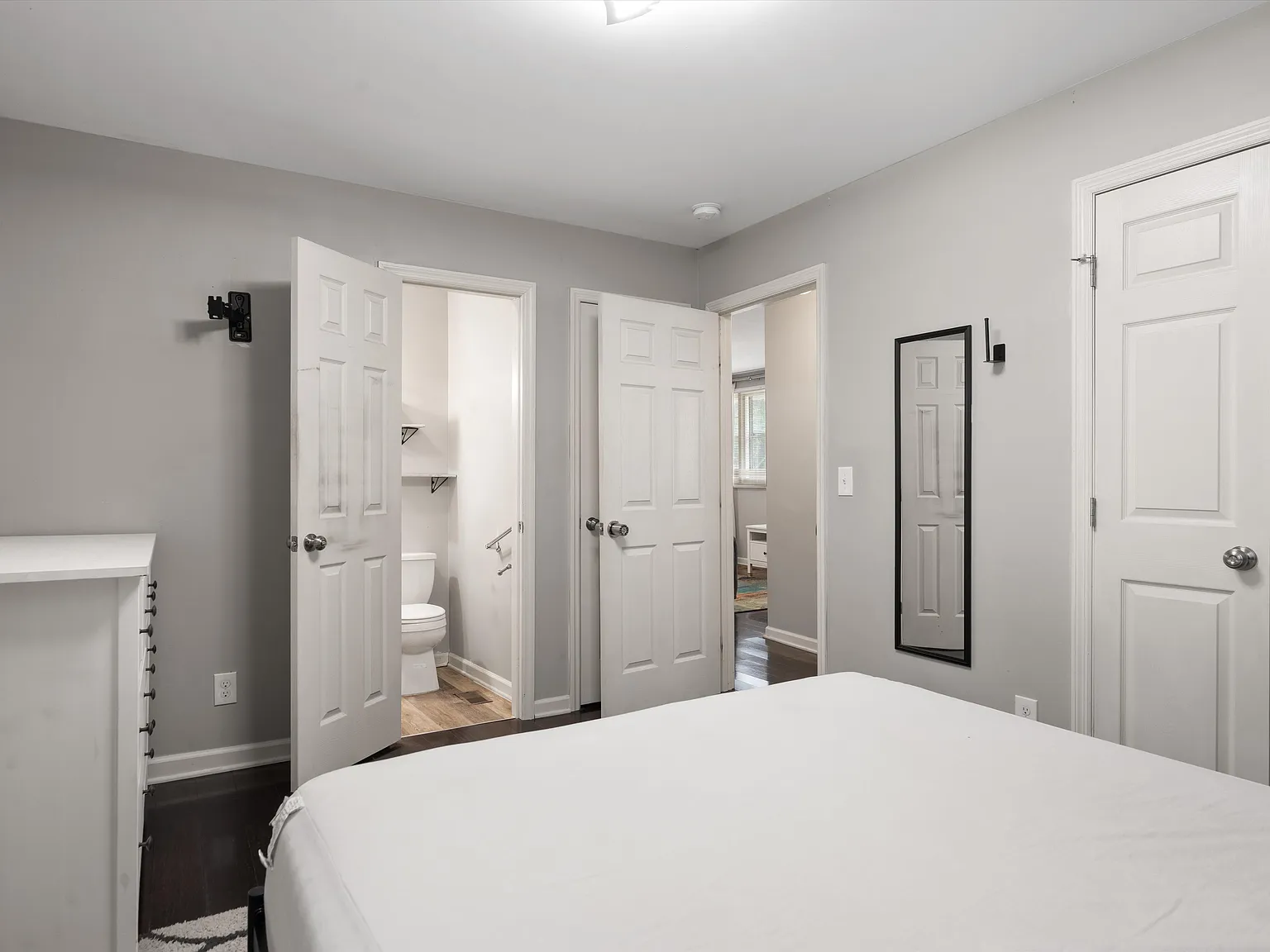 2 bed, 768 sqft, $1,850 — Photo 1