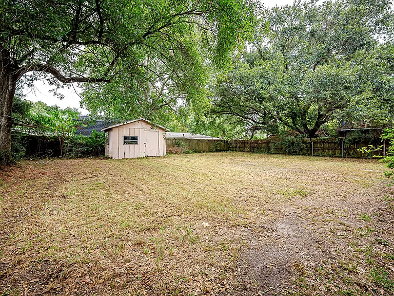 2919 Criswell Ave — Photo 27