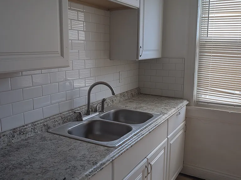 1929 N 38th St #2 — Photo 1