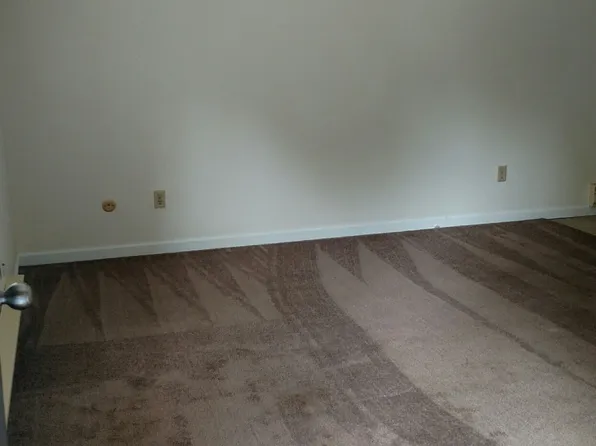 2623 Sierra Dr, Belleville, IL 62221