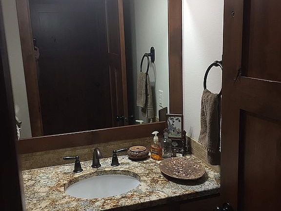 2nd Bathroom