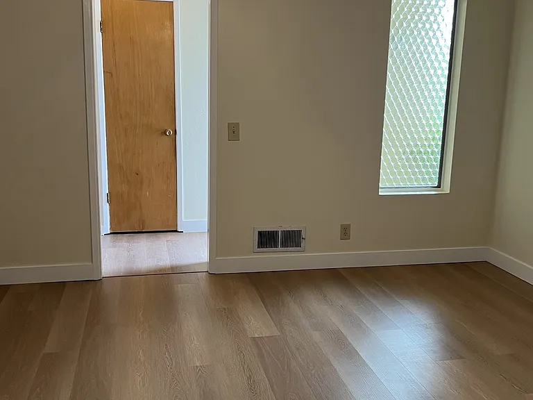 3282 Michael Dr — Photo 8