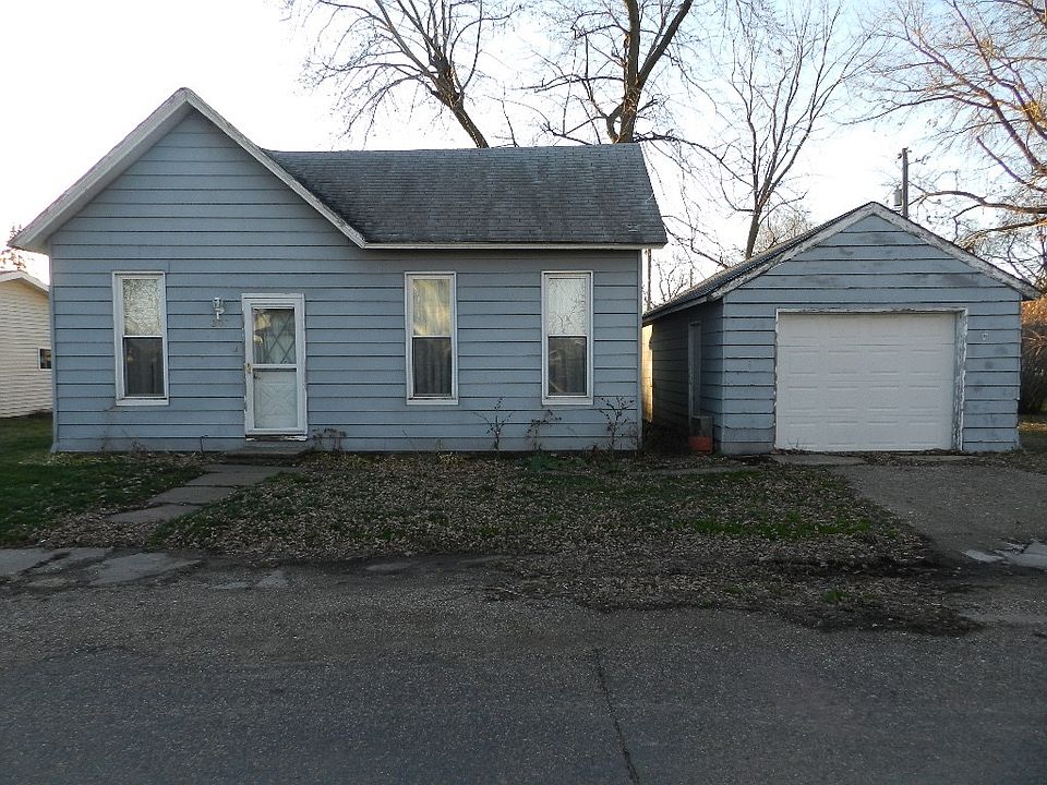 1st image of 307 N Douglas St