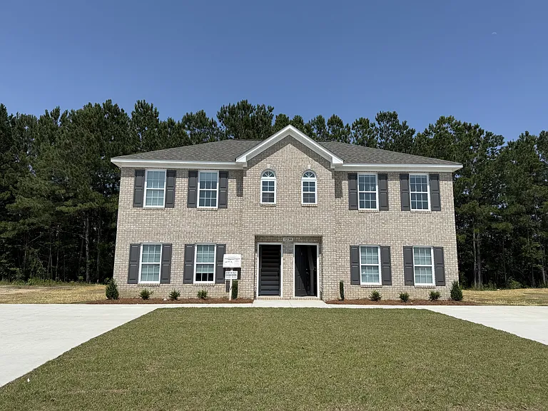 1238 Masters Ln #A — Photo 2